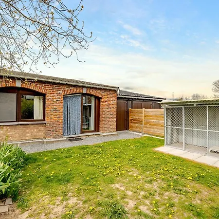 Le Preau, Honden Vriendelijke In Ardennen