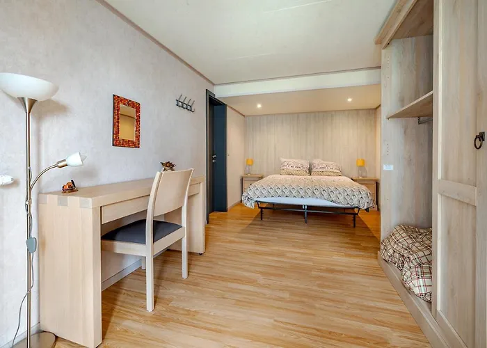 Le Preau, Honden Vriendelijke In Ardennen