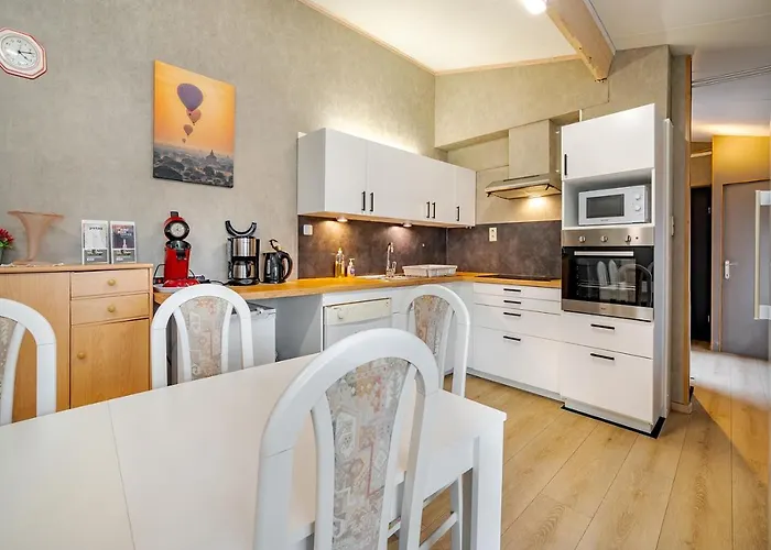 Le Preau, Honden Vriendelijke In Ardennen