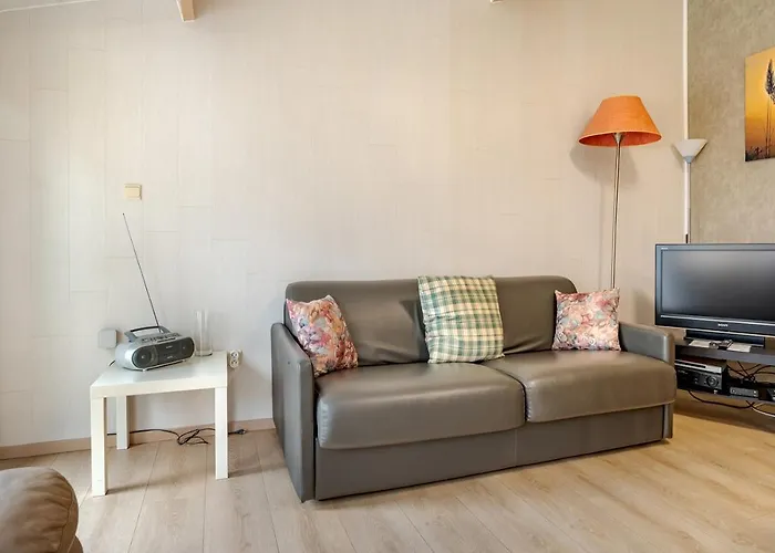 Le Preau, Honden Vriendelijke In Ardennen *